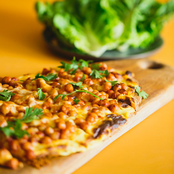 Buffalo Chickpea Pizza